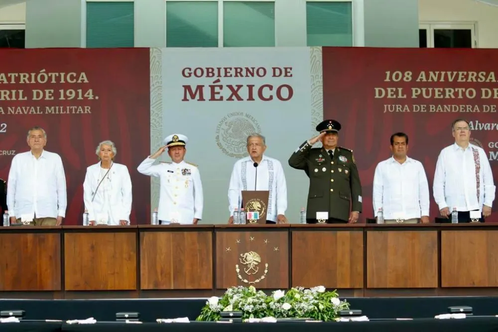 AMLO destaca soberanía de México en Veracruz