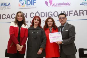Presenta Salud App Código Infarto a colaboradores del SEDIF