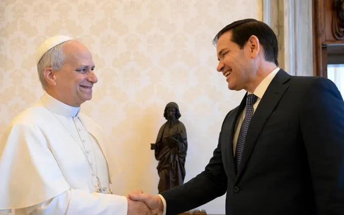 Papa León XIV y Marco Rubio