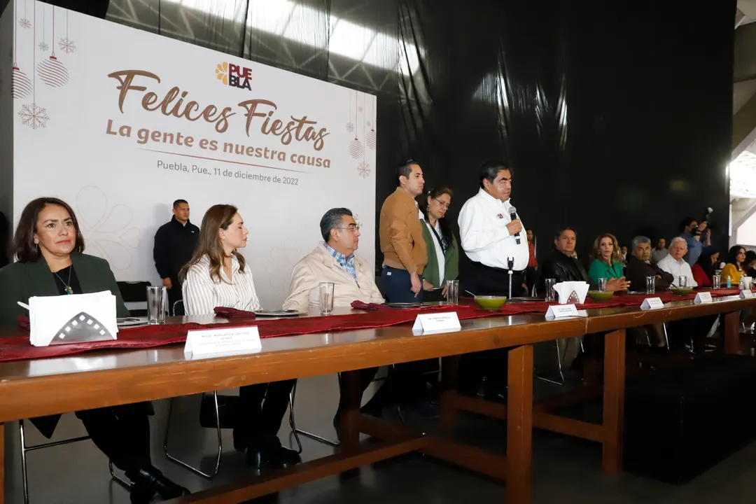 Mantiene Puebla estabilidad política y gobierno trabaja sin distingos partidistas: MBH