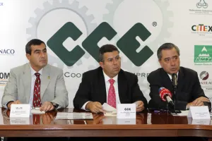 CCE, en contra de aumento al salario mínimo