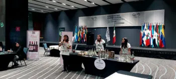 Mujeres productoras podría exportar mezcal poblano a Centro y Sudamérica
