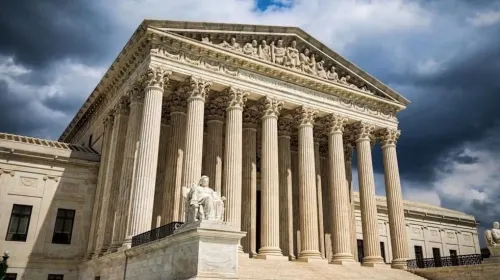 Corte Suprema de EE.UU. rechaza demanda de Texas para revocar elecciones