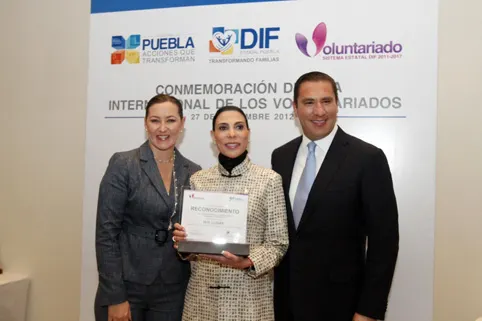 Reconocen RMV y MEAMV labor de voluntariados