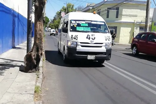 Restricción en transporte público por coronavirus debe verse en reducción de cuentas a choferes
