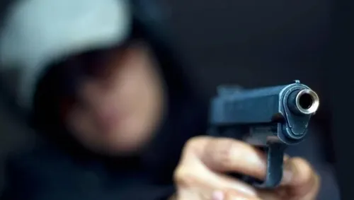 Le roban su reloj a punta de pistola en Lomas de Angelópolis