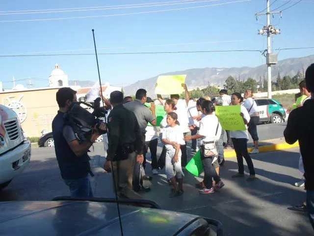 Detienen a manifestantes pagados por narco en Coahuila