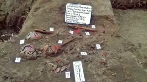 Descubren ofrenda de sahumadores prehispánicos en Cuautitlán