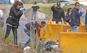 Justiciero anónimo balea a cuatro asaltantes en autobús
