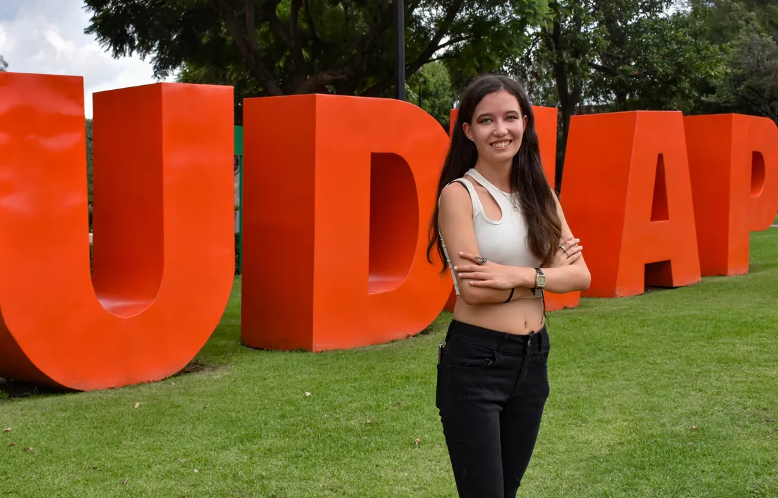 Estudiante de la UDLAP segundo lugar del Concurso Universitario Colorlife Trends de Comex