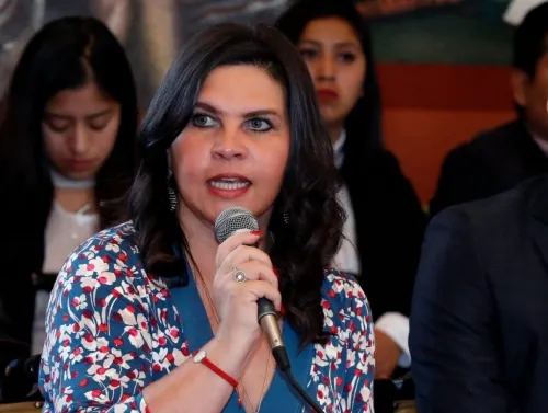 Norma Layón logró lo que parecía imposible: unir a 33 organizaciones de comerciantes en su contra