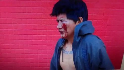 Vecinos del Barrio de Santiago capturan y golpean a presunto ladrón