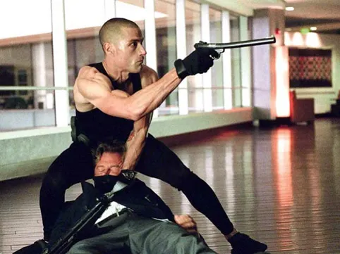Matthew Fox demuestra versatilidad en su nueva película