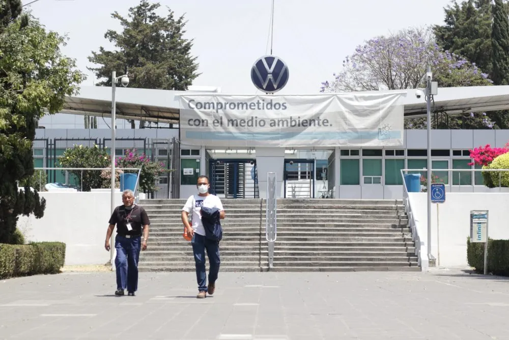 Prolonga VW su paro técnico hasta el 15 de octubre