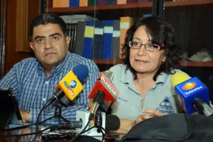 Gasoducto cercano al volcán aumenta peligro en la zona: Carlos Tovar
