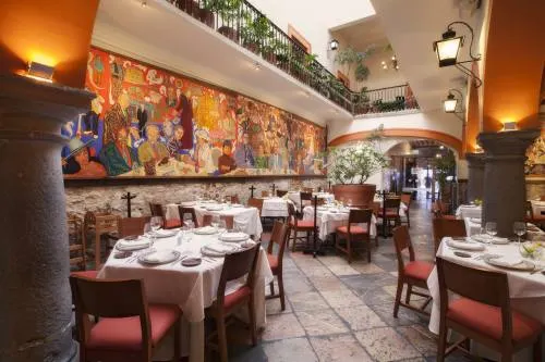 El Mural de los Poblanos reconocido como el “Restaurante del Año”, por guía México gastronómico