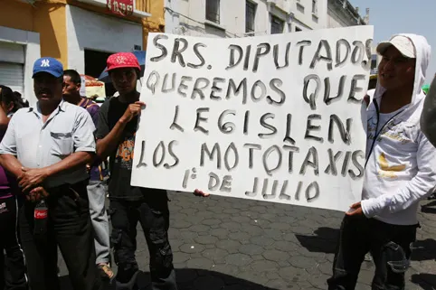 Mototaxistas denuncian abuso de autoridad en operativos