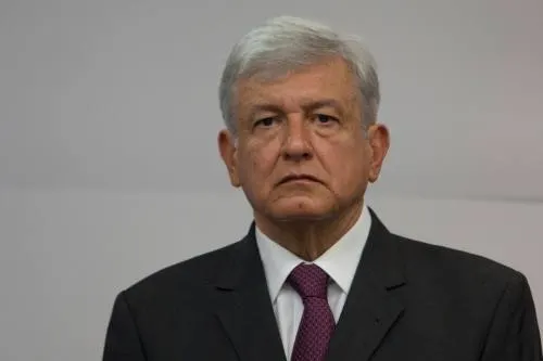 El “Peje” irá al final de las boletas electorales, para restarle menos al PAN