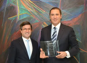 RMV recibe Premio BID por la calidad de servicios del CIS