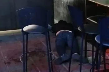 Supuesta riña en botanero de Cuanalá, dejó saldo de un muerto