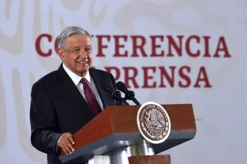 Expresión de supuesta piloto de Interjet fue muy fuerte y muy irracional: López Obrador