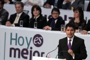 Morenovallismo da la espalda a Eduardo Rivera en su tercer informe