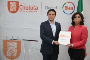Presenta José Juan Espinosa su declaración patrimonial