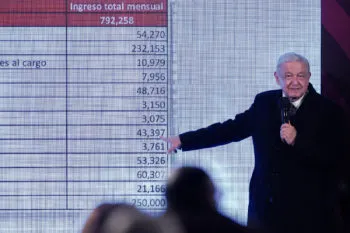 “Son los Verdugos del Pueblo” López Obrador critica a los ministros de la Corte por altos sueldos