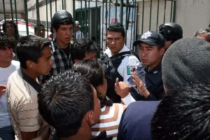 Colonos antorchistas piden servicios al gobierno estatal