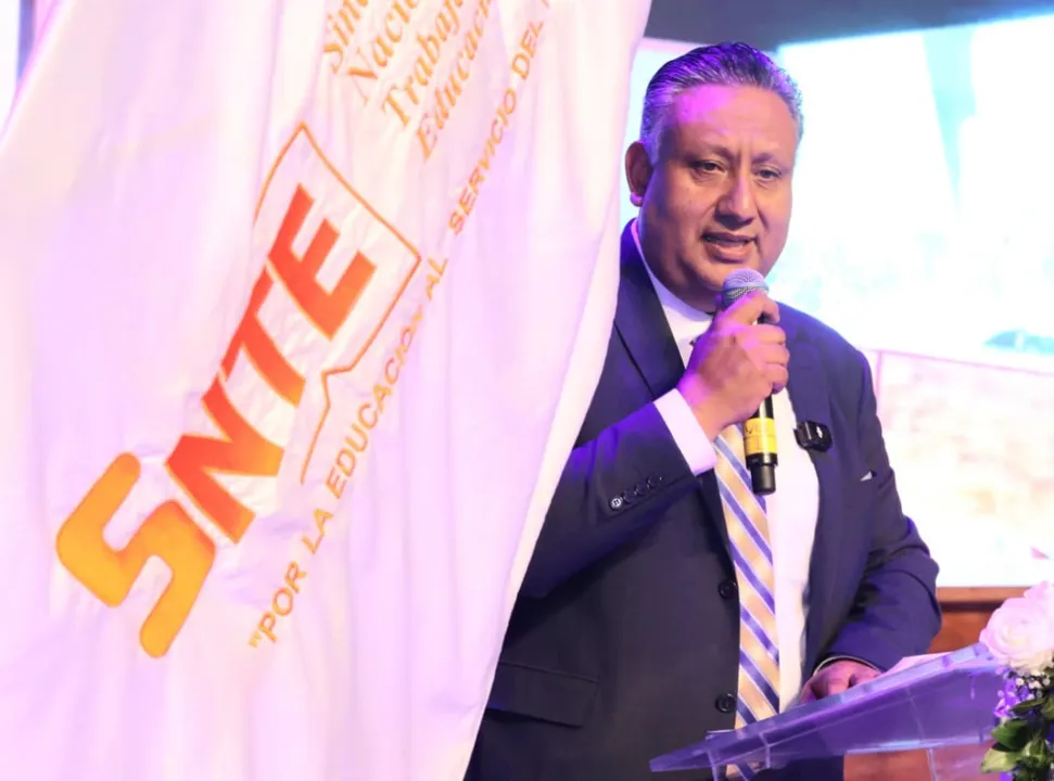 Alfredo Gómez Palacios, líder del SNTE 51