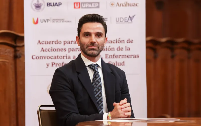 BUAP y Secretaría de Bienestar firman convenio para llevar atención médica a comunidades vulnerables de Puebla