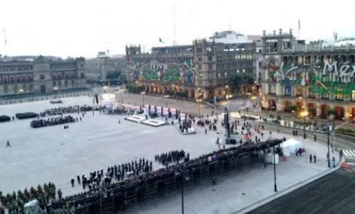 Mancera reinagura la plancha del Zócalo de la CDMX