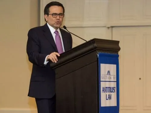 México y EU cerca de acuerdo sobre comercio de azúcar: Guajardo