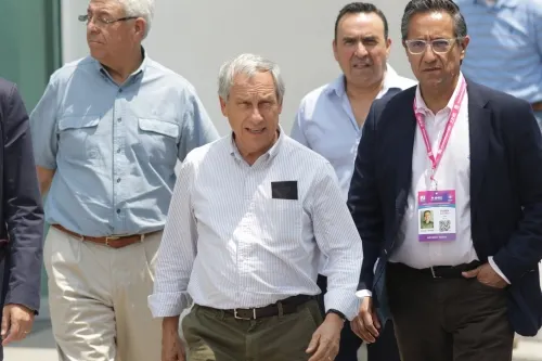 Lamenta Cárdenas que televisoras no vayan a transmitir debate
