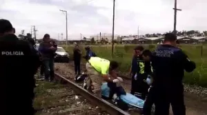 Asaltan y prenden fuego a joven para robarle mil pesos