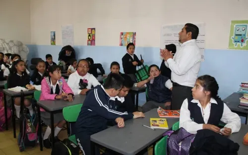 30 mil maestros en riesgo por Covid-19