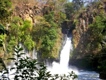 Conoce Uruapan: tierra de aguacates, arte y volcanes