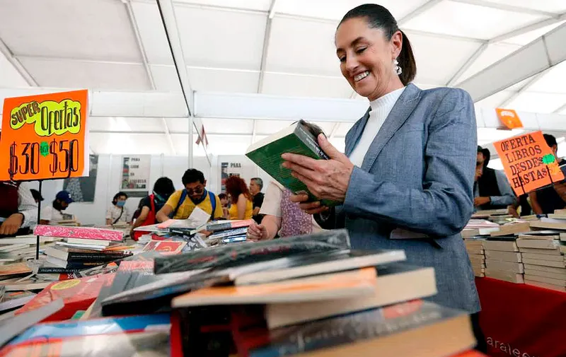 claudia-sheinbaum-pardo-xv-gran-remate-de-libros