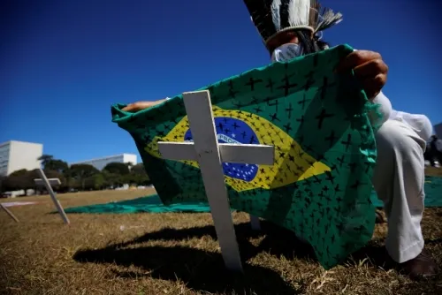 Brasil reporta más de mil 300 muertes por Covid-19 en un día; llega a un total de 74 mil 133