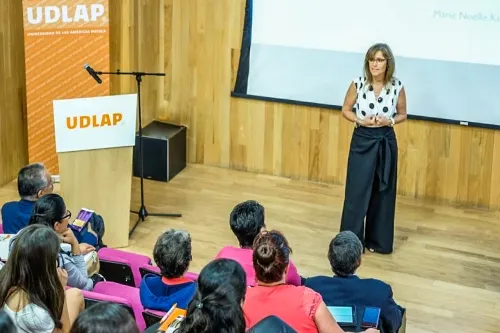Analizan en la UDLAP modelos educativos