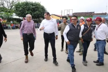 Gobernador Armenta y secretario Kershenobich previenen brotes epidemiológicos en comunidades afectadas