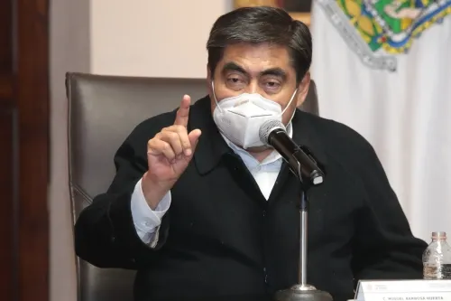 “Búsqueda de que candidaturas no los va a salvar de qué se aplique la ley” : Barbosa 
