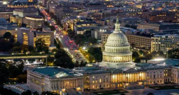 Demócratas del Senado y Casa Blanca evitan cierre del Gobierno; DHS financiado solo dos semanas