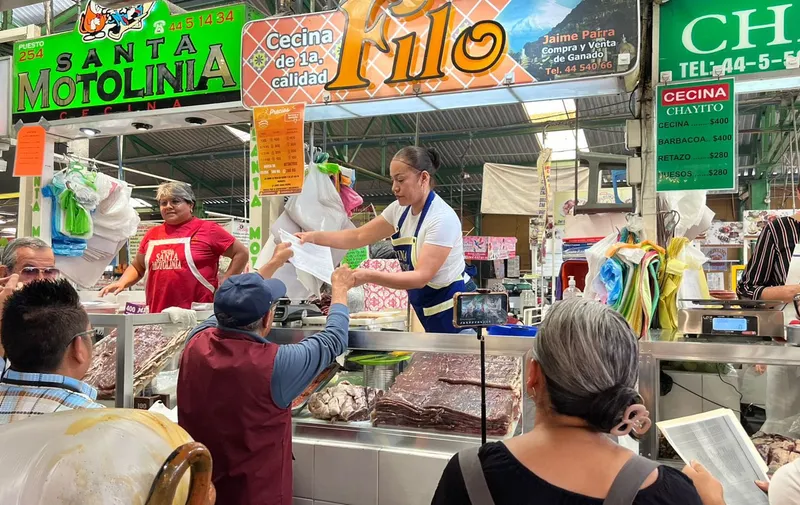 Ariadna Ayala, presidenta municipal, fortalece la confianza comercial en Atlixco en coordinación con Profeco