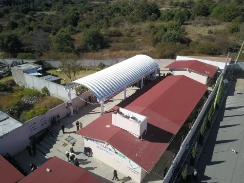 Gobierno de la ciudad invierte en infraestructura educativa de juntas auxiliares