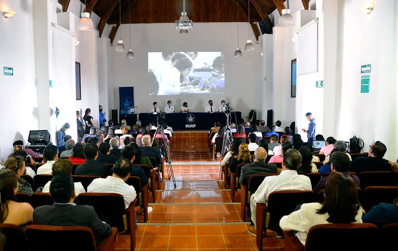 buap-segundo-informe-facultad-de-medicina