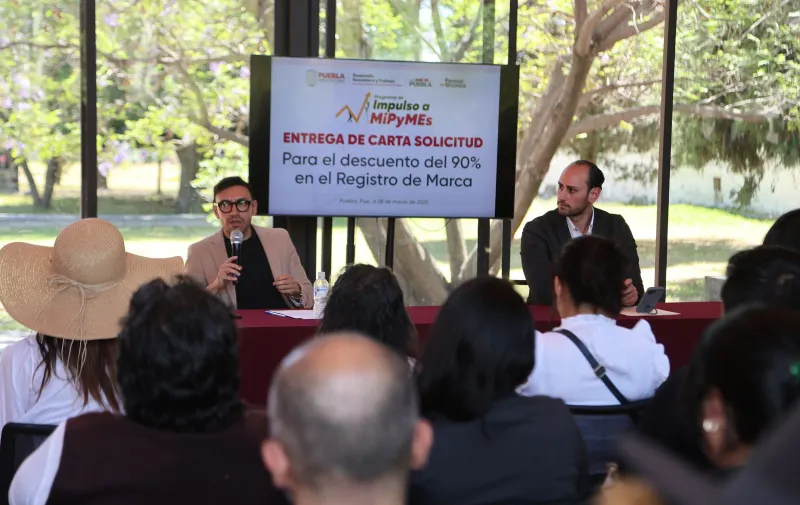 Sedetra entrega cartas de descuento del 90% en registro de marcas