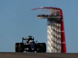 Hamilton lidera la Q1 de clasificación en Austin
