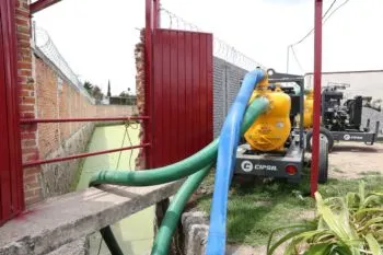 Cuautlancingo mantiene drenado de vasos reguladores tras lluvias del pasado lunes