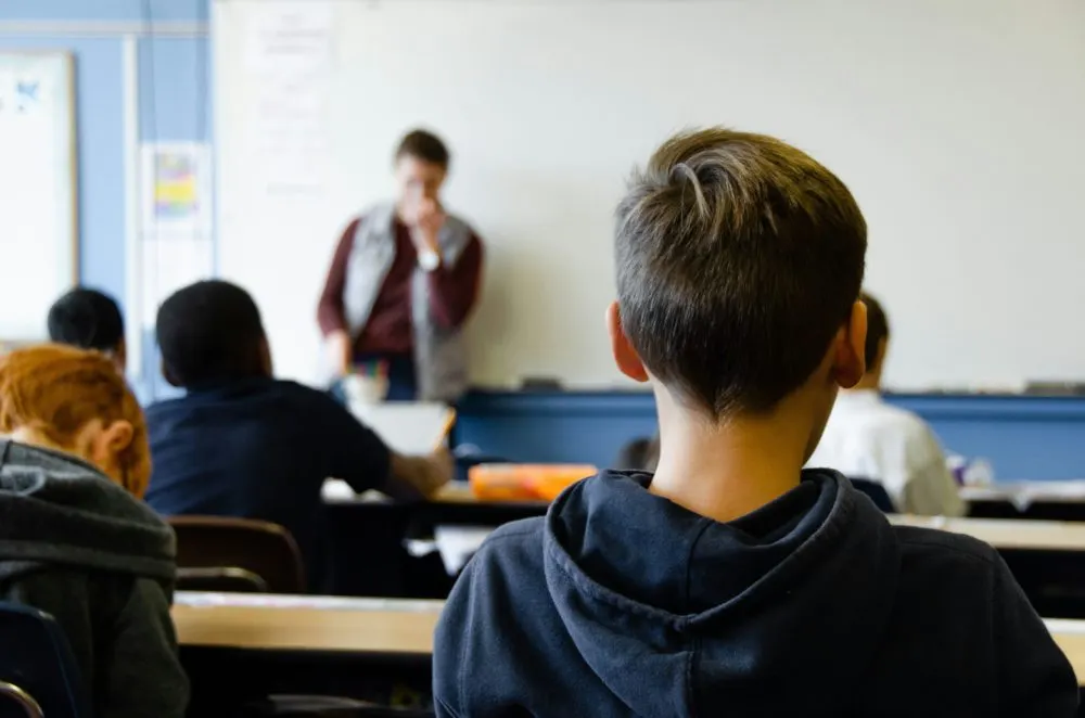 Crisis en las aulas: 4 de cada 10 maestros en México son víctimas de violencia cotidiana